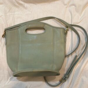 Vintage Coach crossbody bucket bag